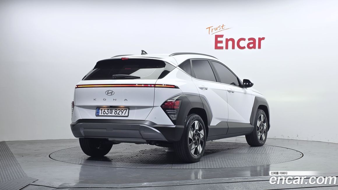 Hyundai Kona 2025