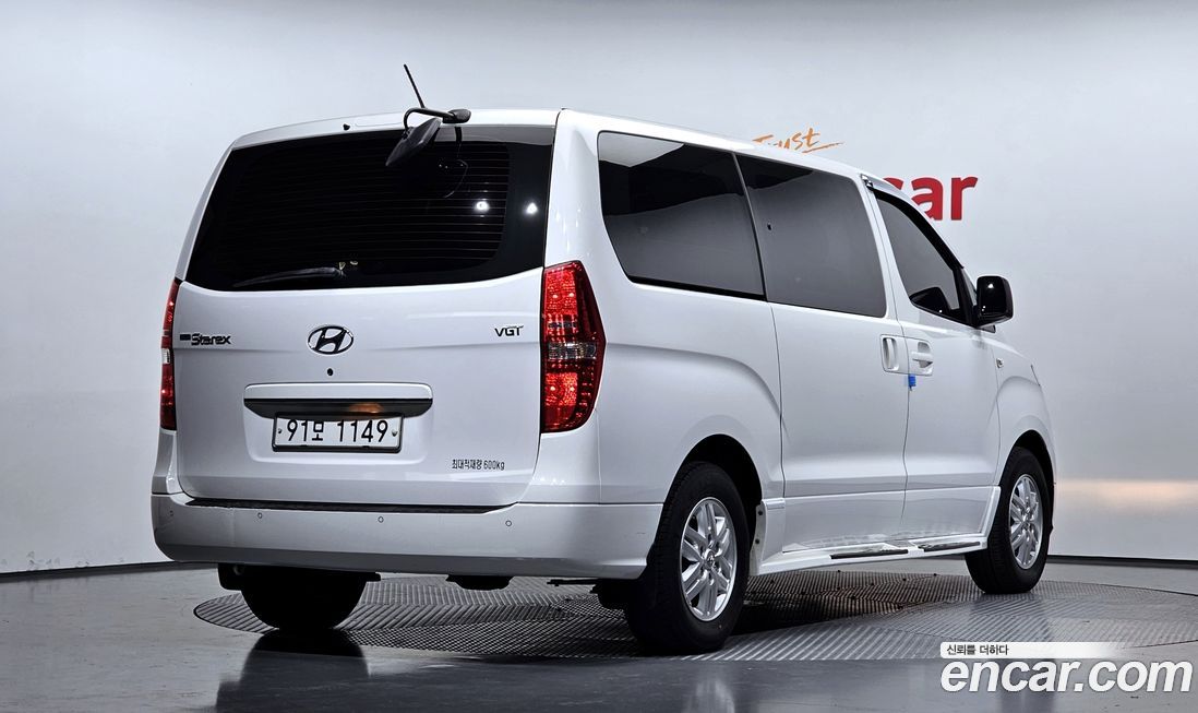 Hyundai Starex 2021