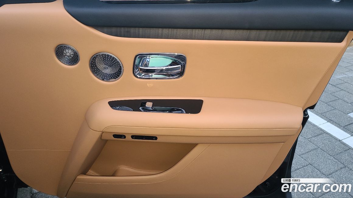 Rolls-Royce Ghost 2021