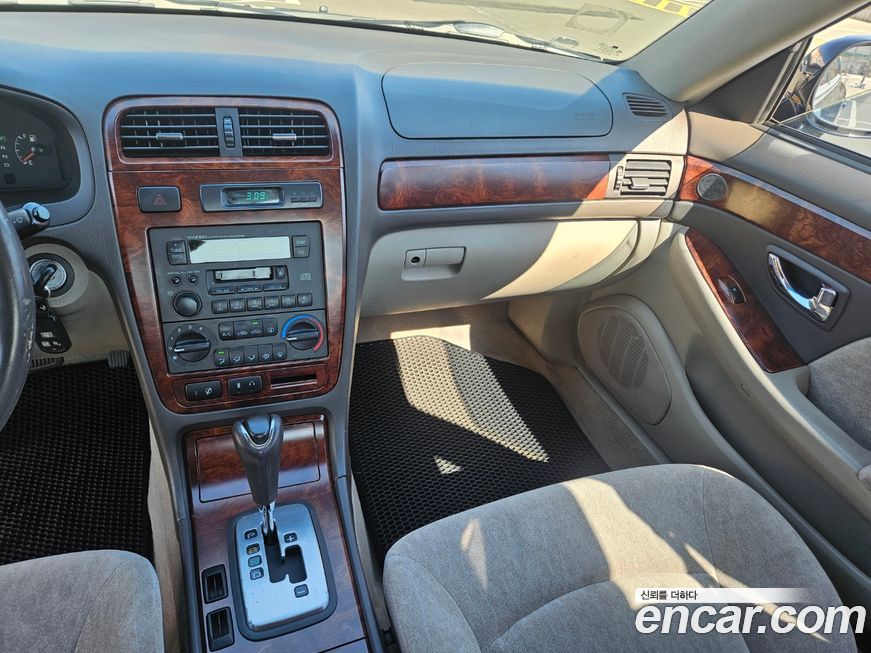 Hyundai Grandeur 2004