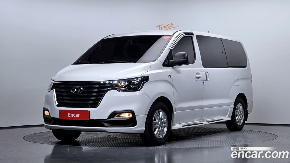 Hyundai Starex 2021