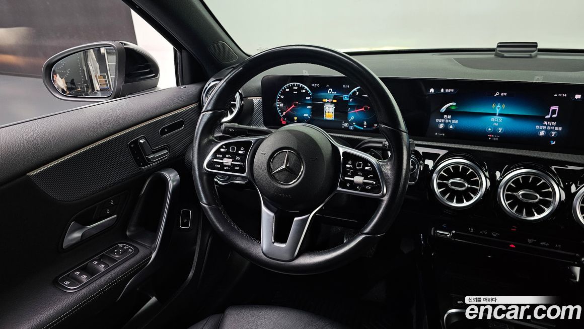 Mercedes-Benz A-Class 2021