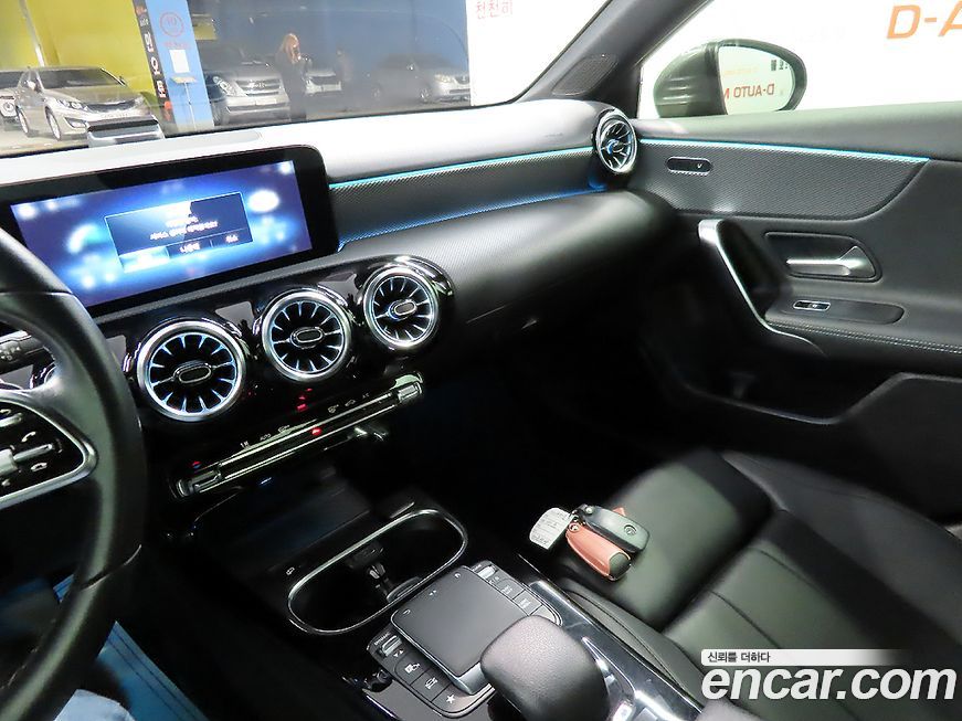 Mercedes-Benz A-Class 2021