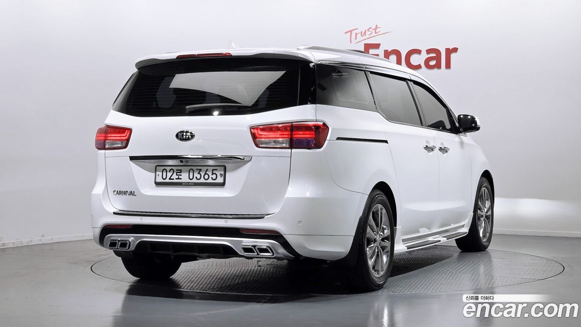 Kia Canival 2017