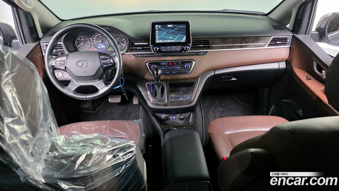Hyundai Starex 2019