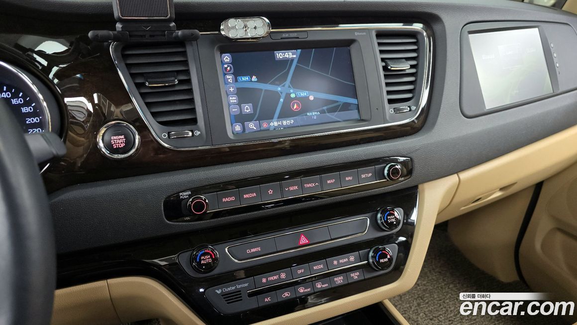 Kia Canival 2019