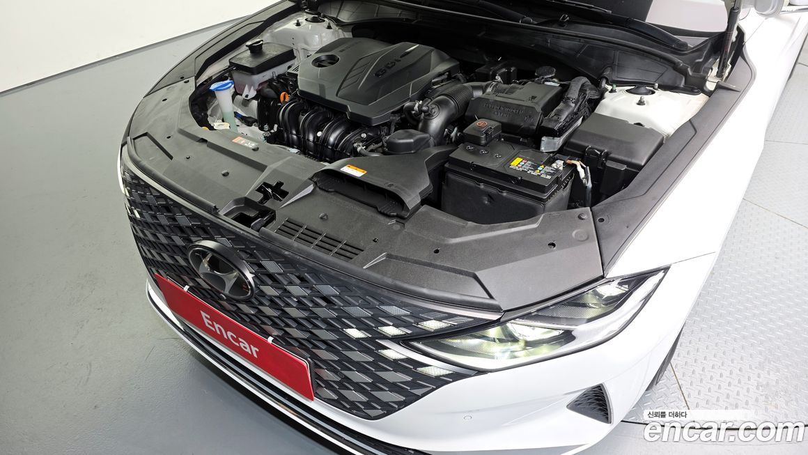 Hyundai Grandeur 2022