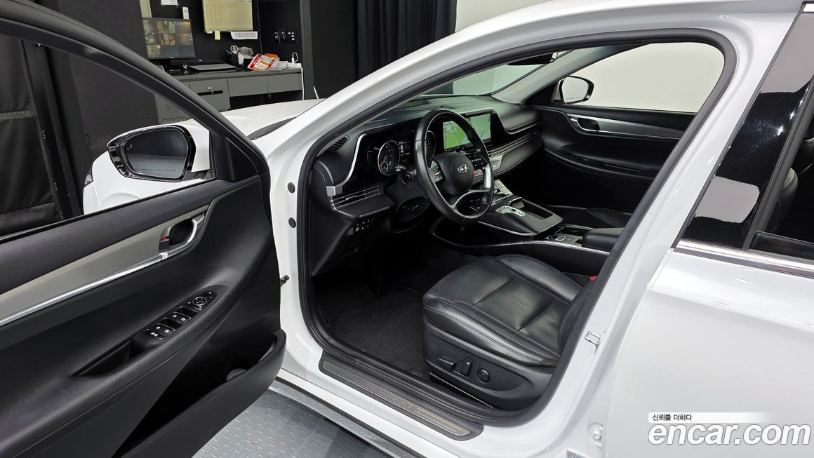 Hyundai Grandeur 2022