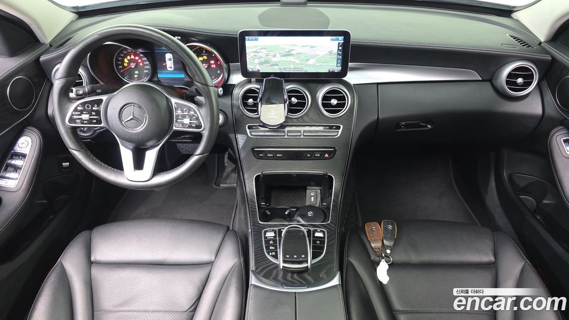 Mercedes-Benz C-Class 2019