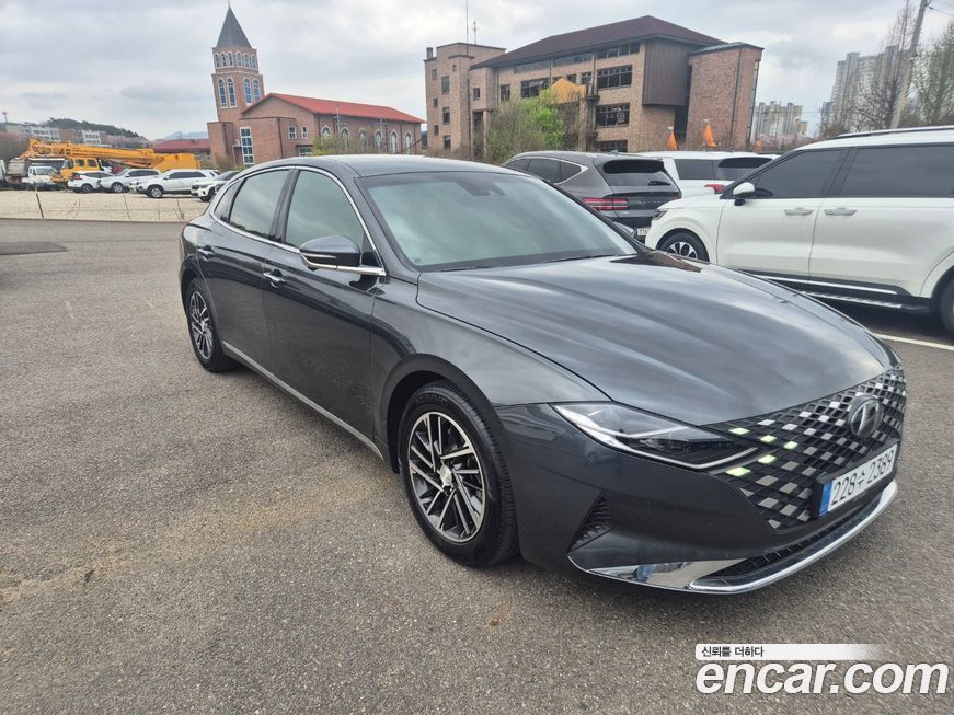 Hyundai Grandeur 2021