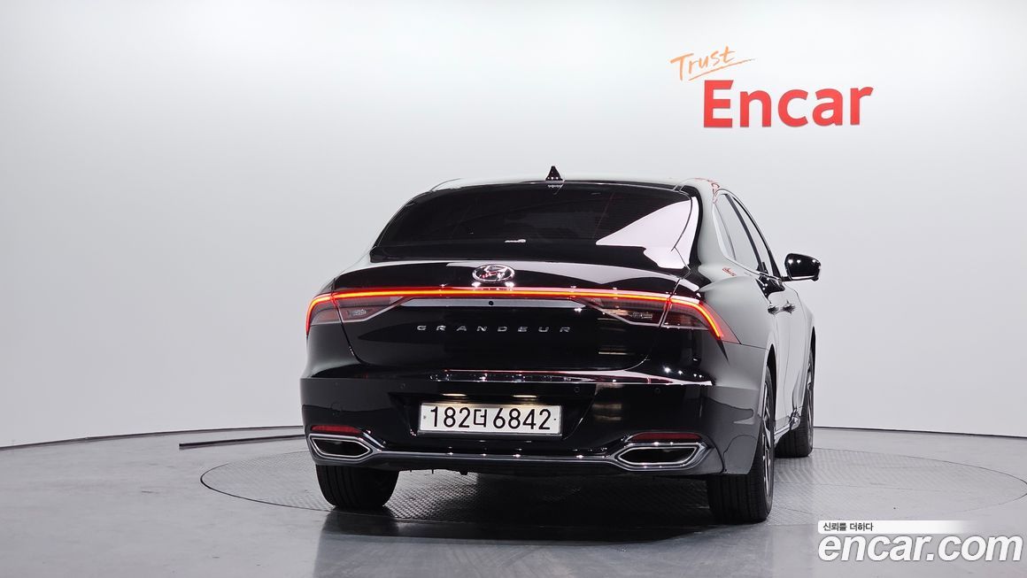 Hyundai Grandeur 2022