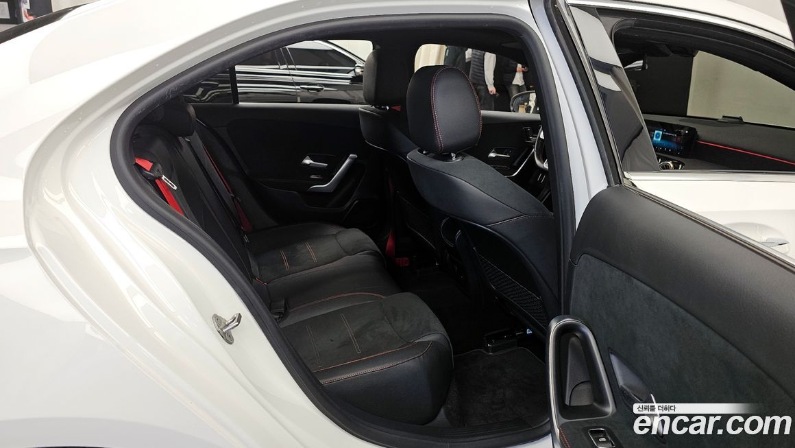 Mercedes-Benz A-Class 2021