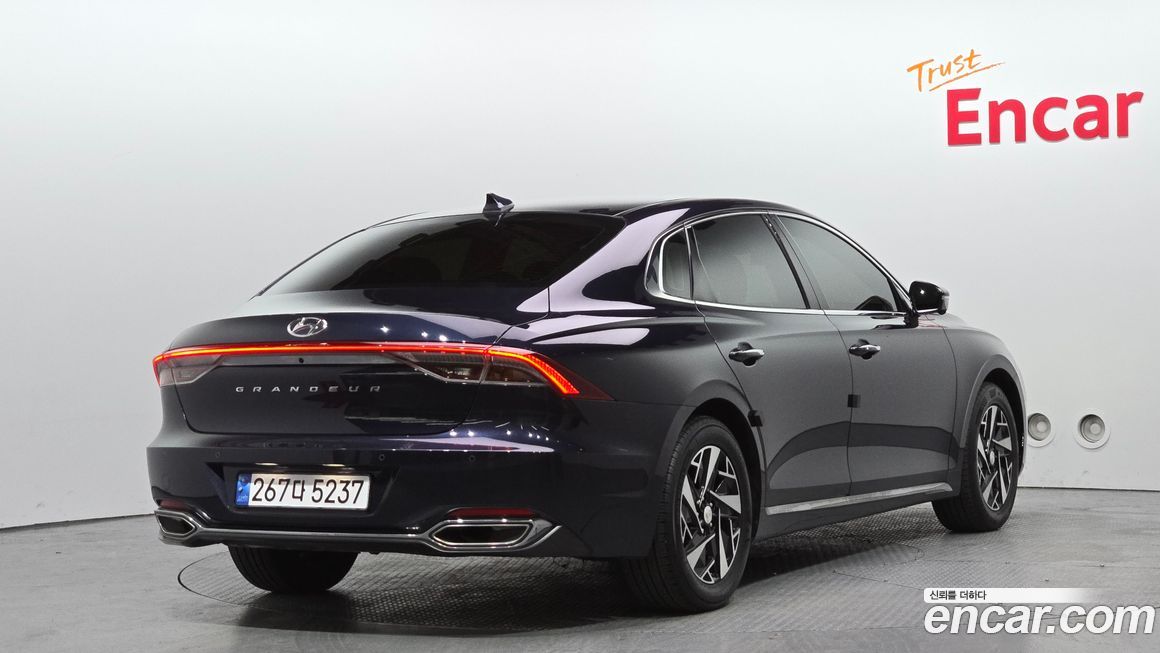 Hyundai Grandeur 2022