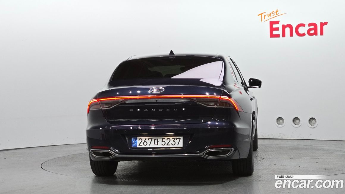 Hyundai Grandeur 2022