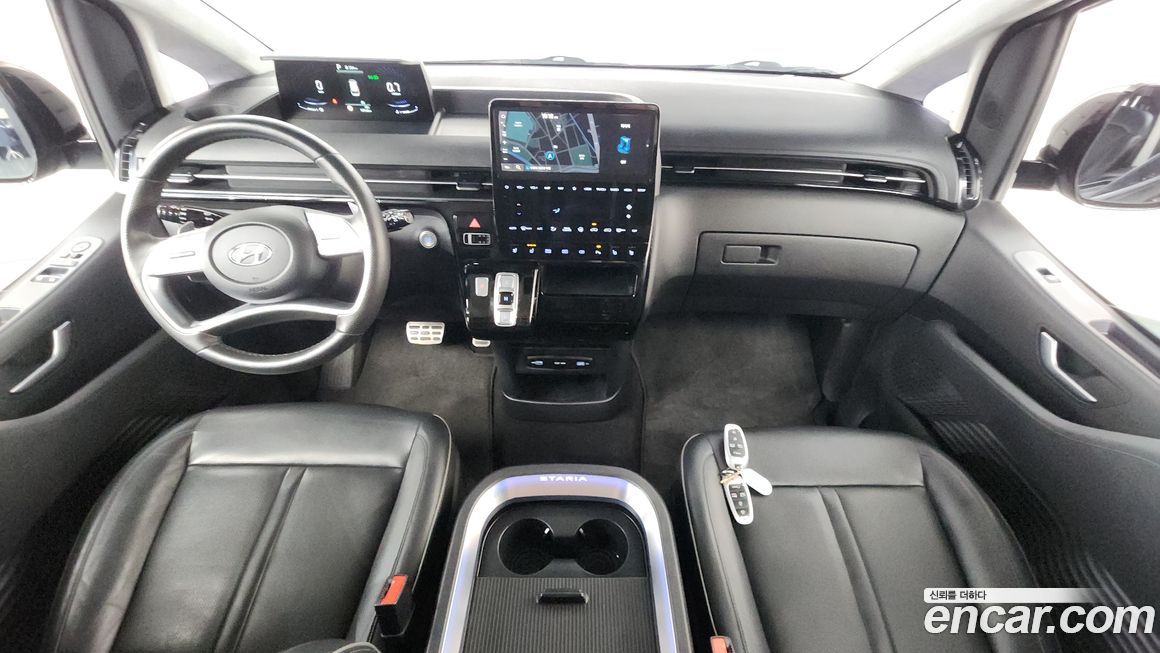 Hyundai Staria 2022