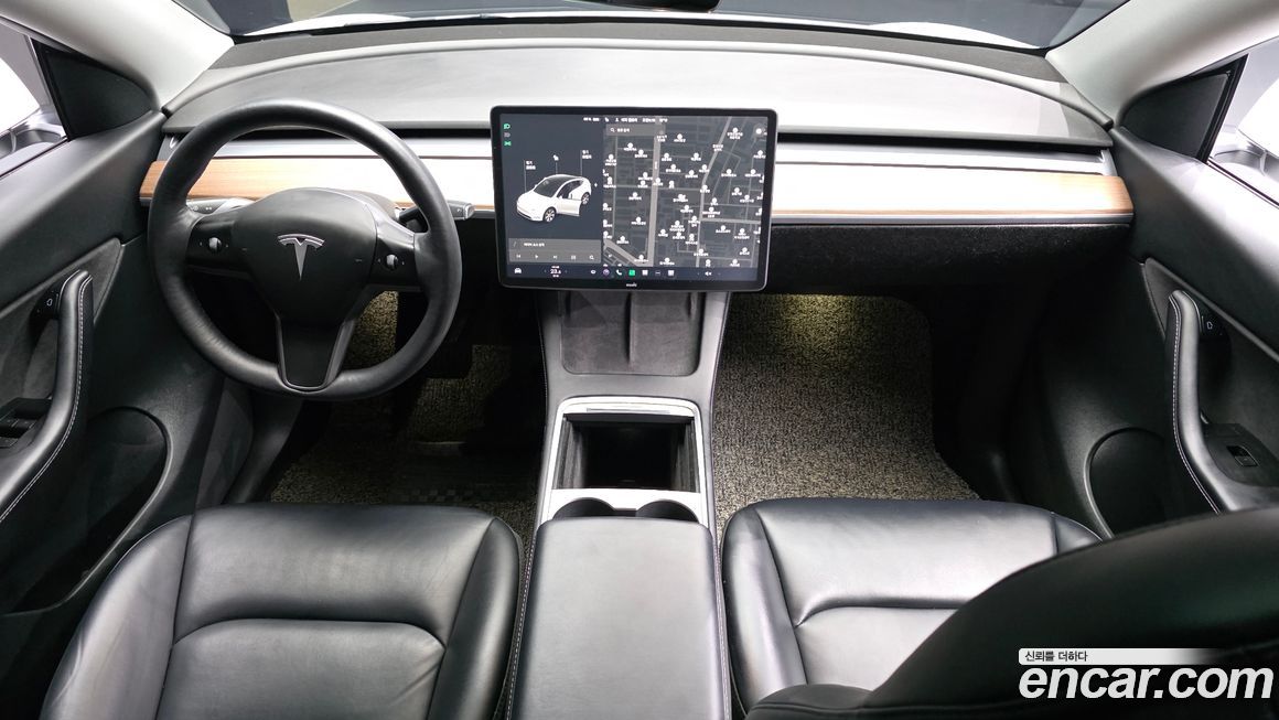 Tesla Model Y 2021