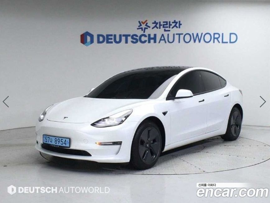 Tesla Model 3 2022