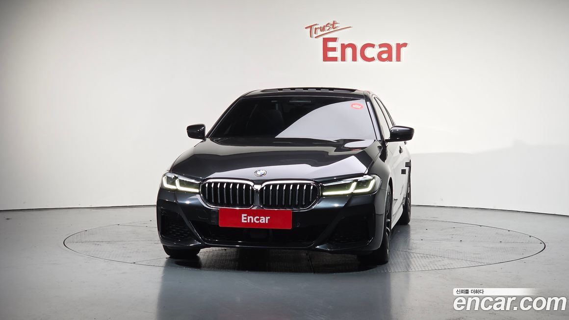 BMW 5-Series 2022