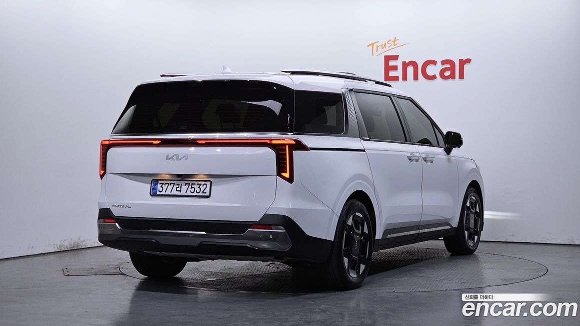 Kia Canival 2024