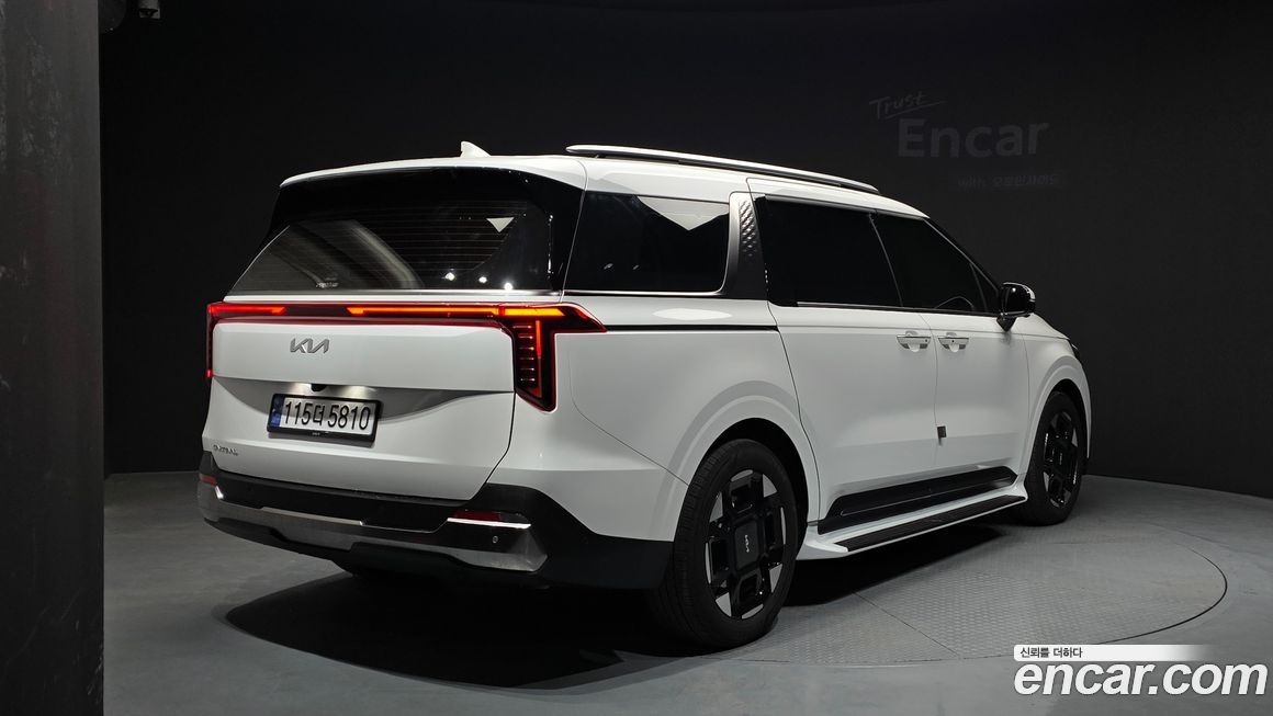 Kia Canival 2025