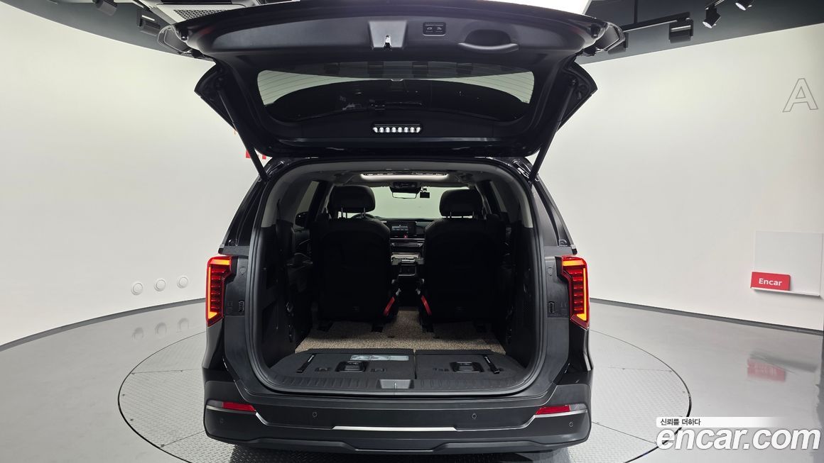 Kia Canival 2025