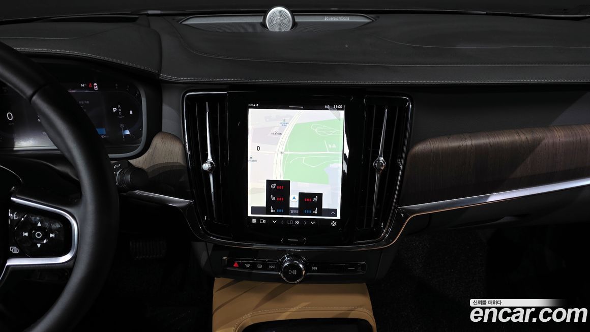 Volvo S90 2024