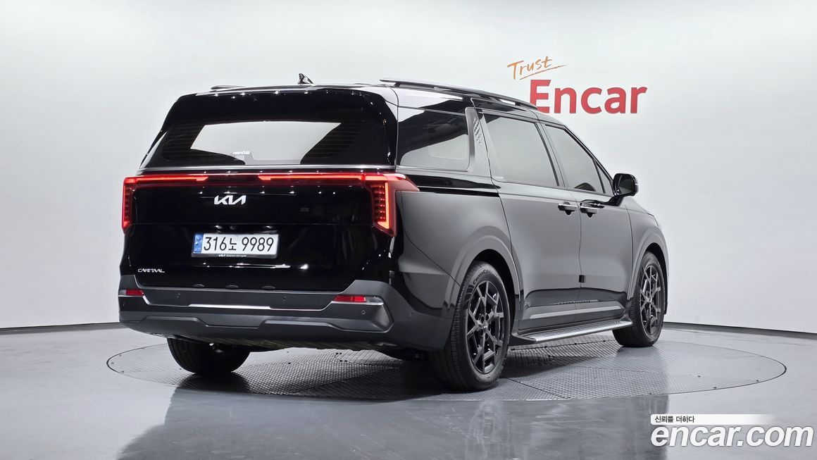 Kia Canival 2025