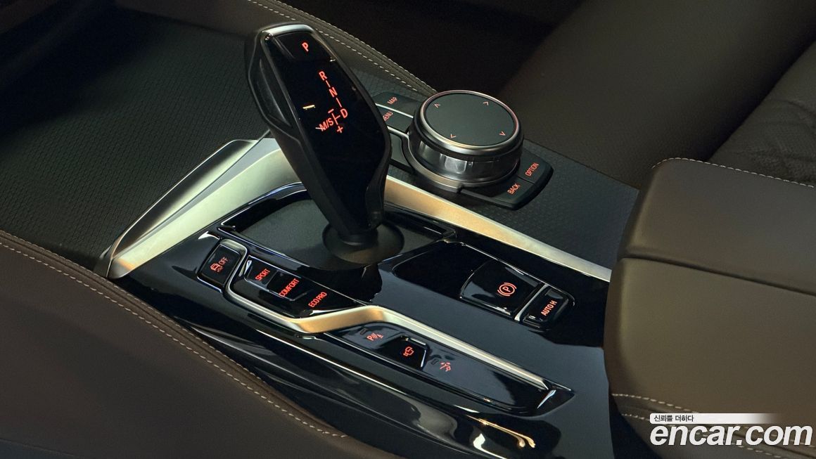 BMW Gran Turismo 2024