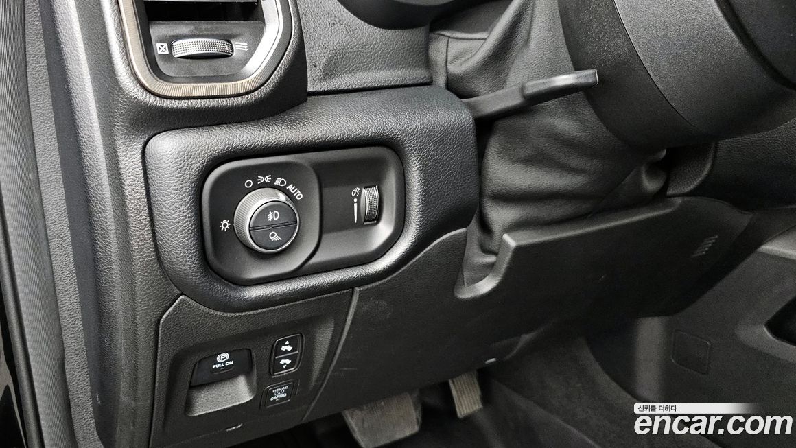 Dodge Ram Pick Up 2020