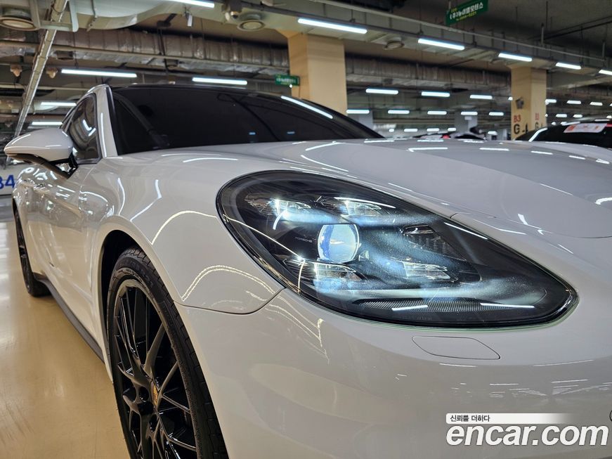 Porsche Panamera 2018