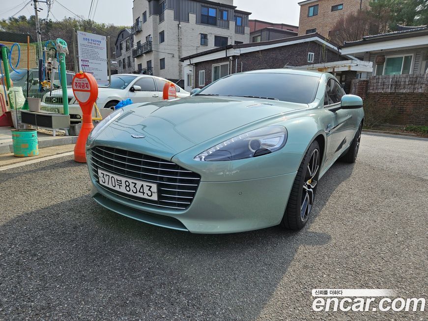 Astonmartin Rapide 2017