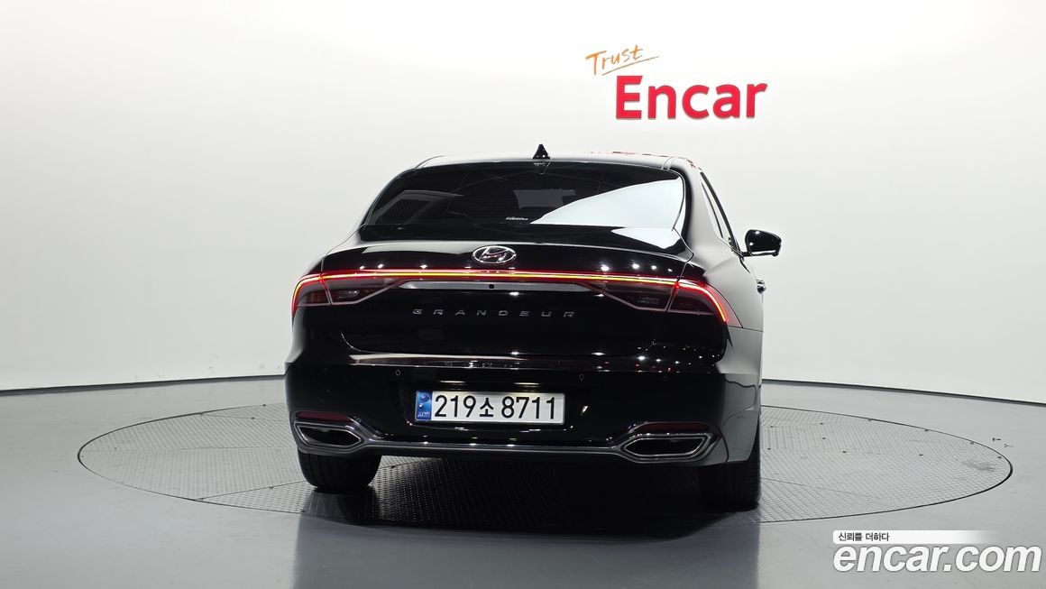 Hyundai Grandeur 2022