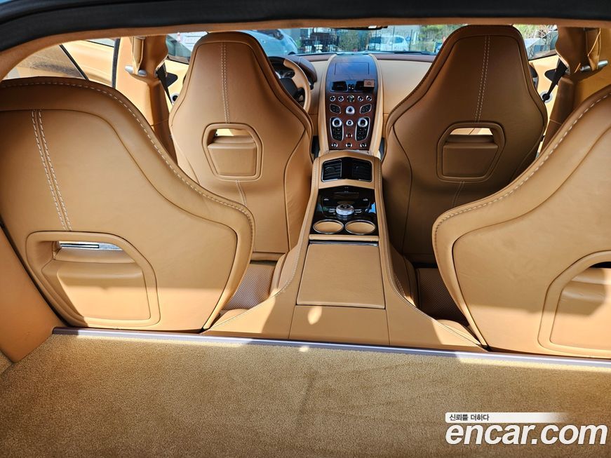 Astonmartin Rapide 2017