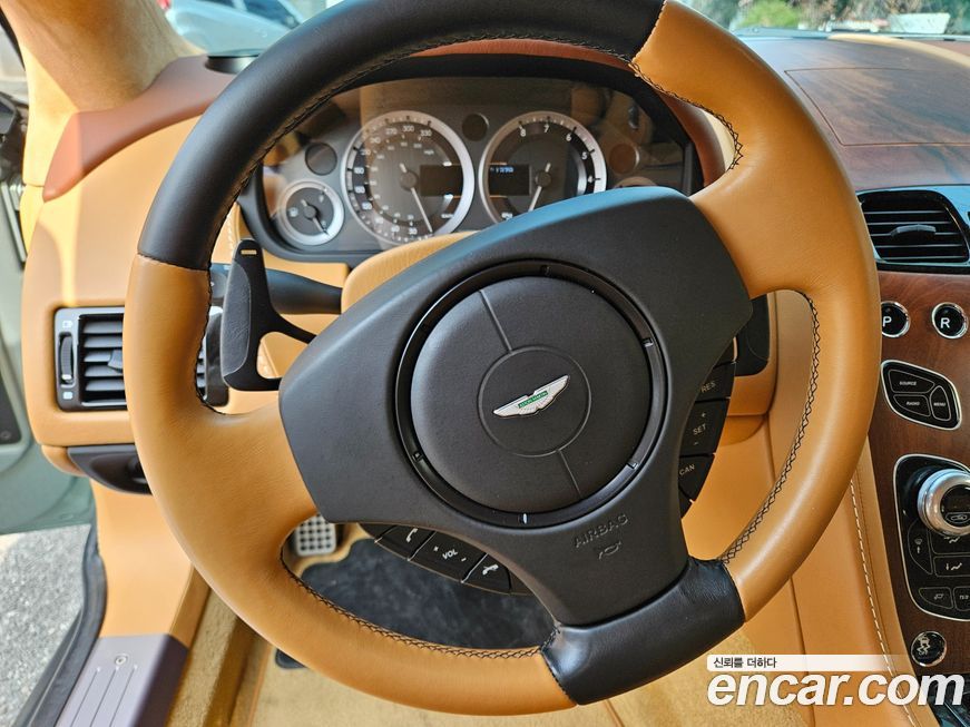 Astonmartin Rapide 2017