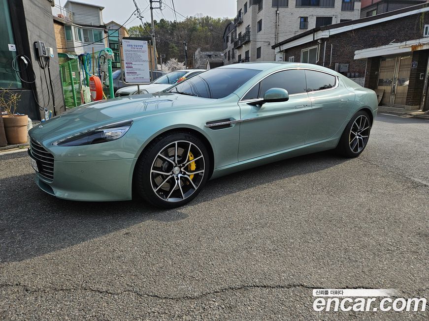 Astonmartin Rapide 2017