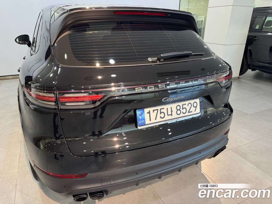 Porsche Cayenne 2023