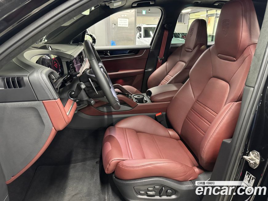 Porsche Cayenne 2024