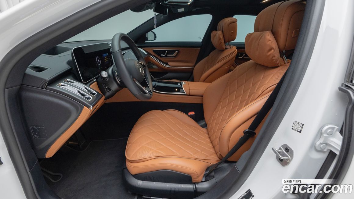 Mercedes-Benz S-Class 2025