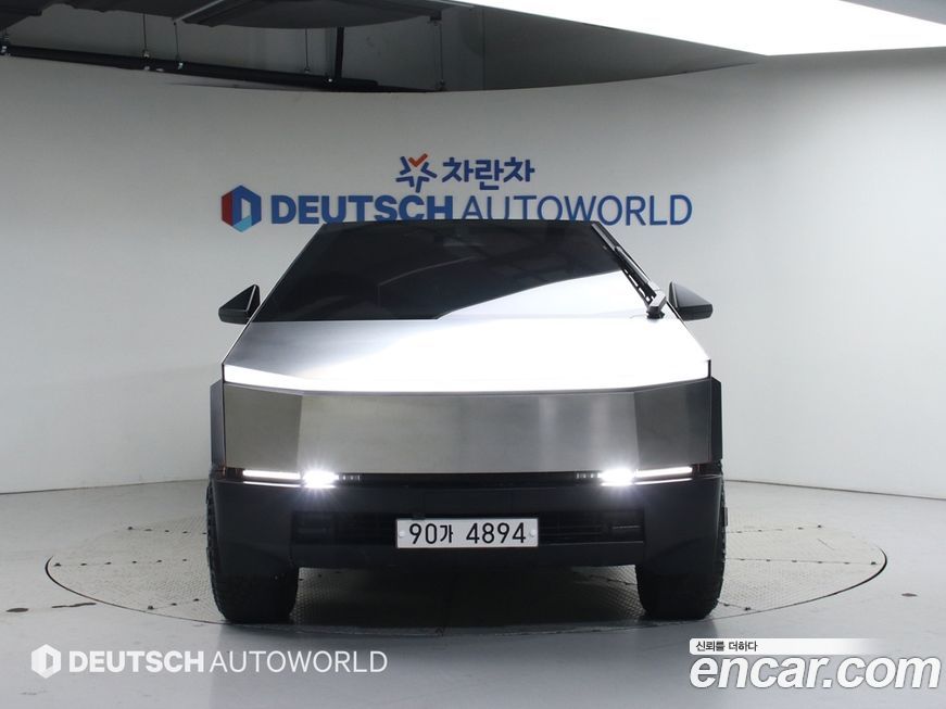 Tesla Cybertruck 2024