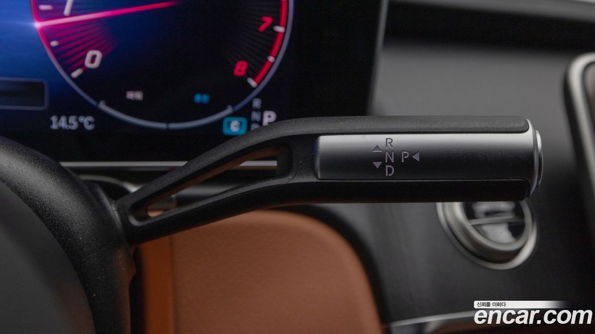 Mercedes-Benz S-Class 2025