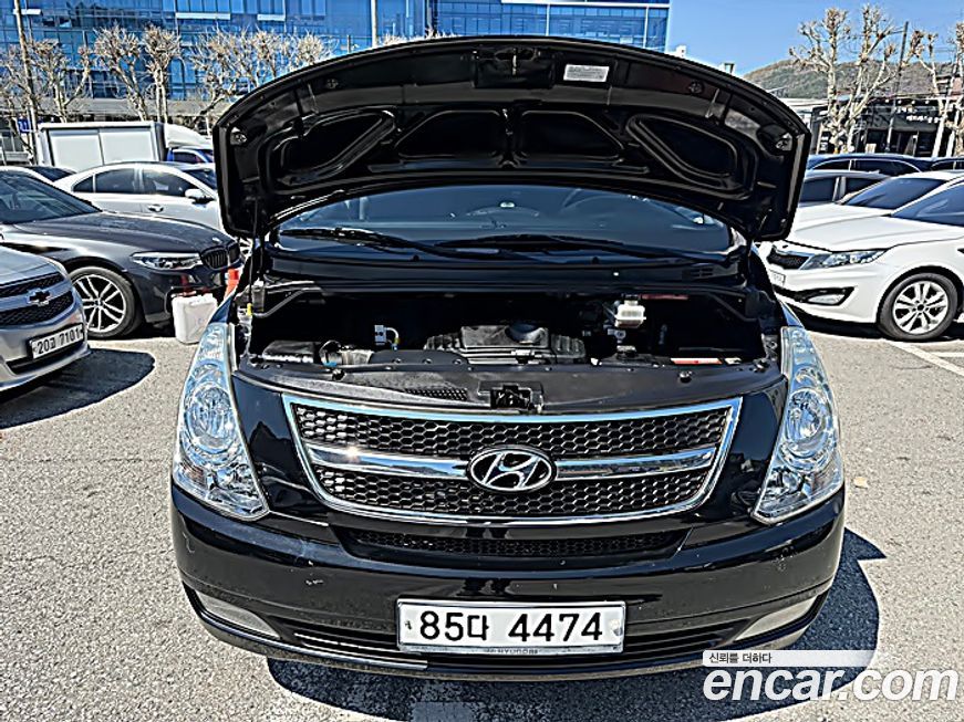 Hyundai Starex 2011