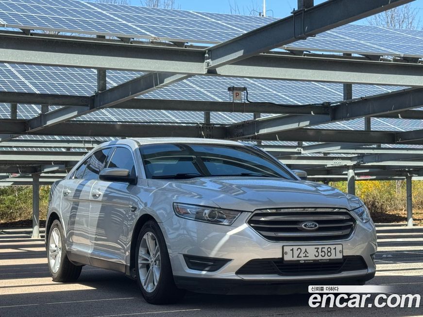 Ford Taurus 2013