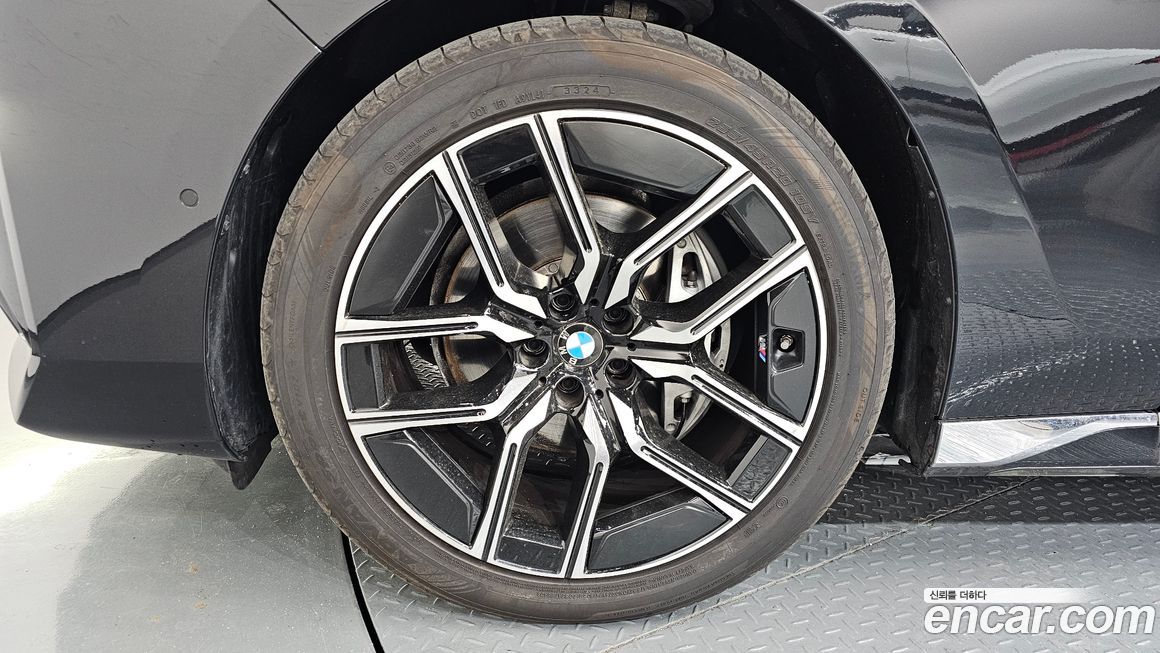 BMW 7-Series 2025