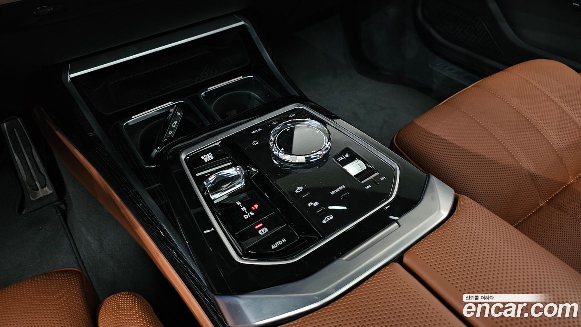 BMW 7-Series 2025
