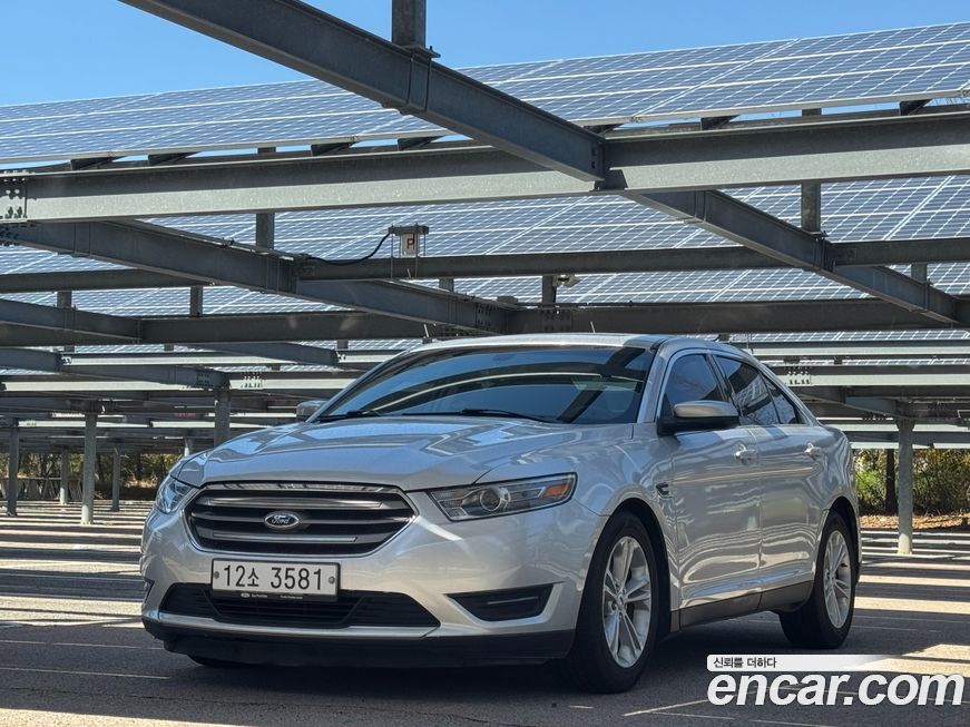 Ford Taurus 2013