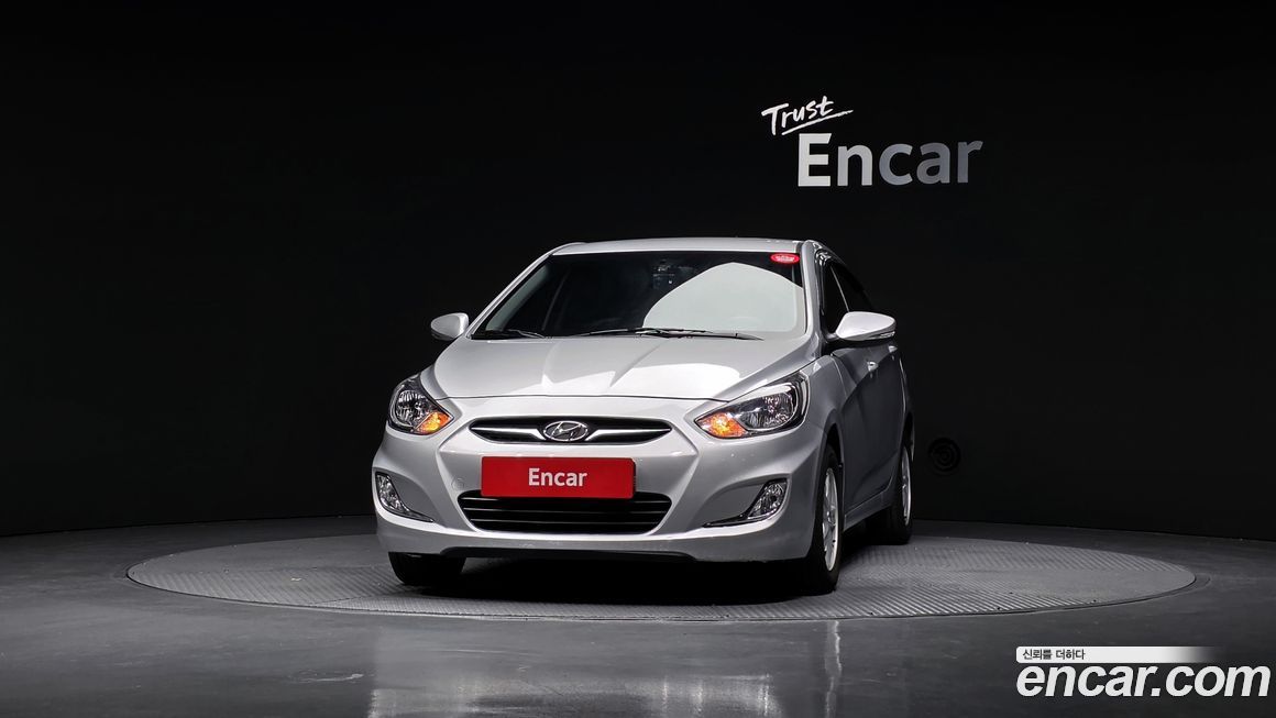 Hyundai Accent 2012