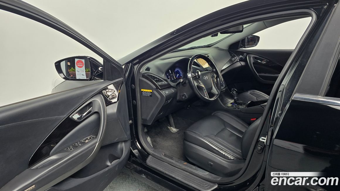 Hyundai Grandeur 2013