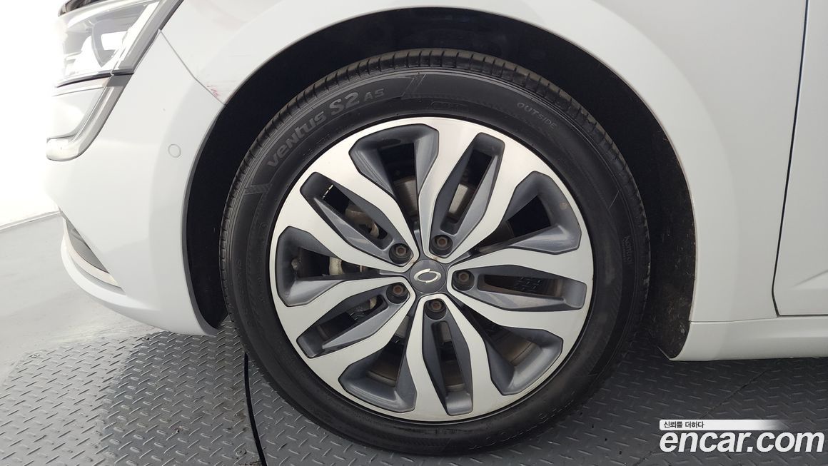 Renault-KoreaSamsung SM6 2016