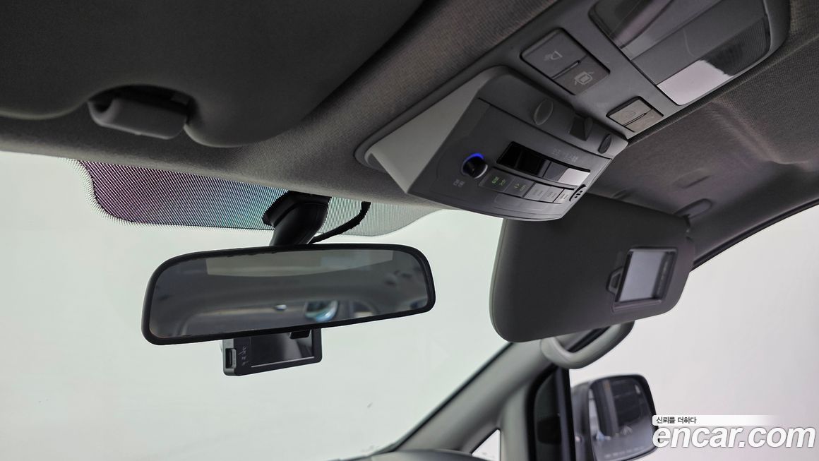 Hyundai Starex 2012