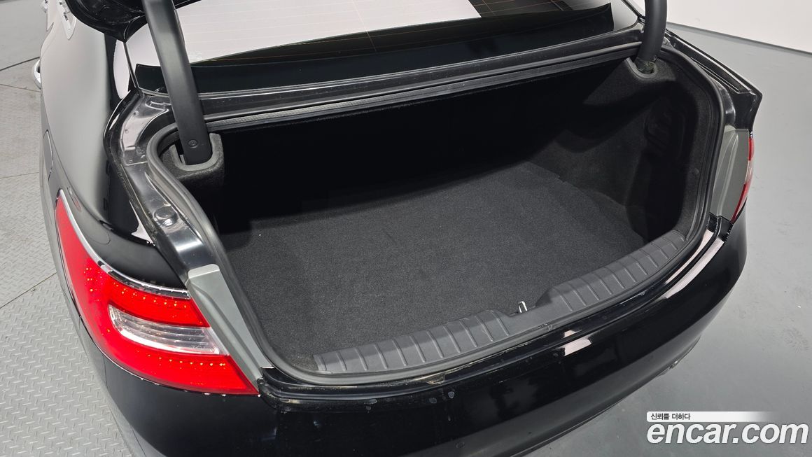 Hyundai Grandeur 2013